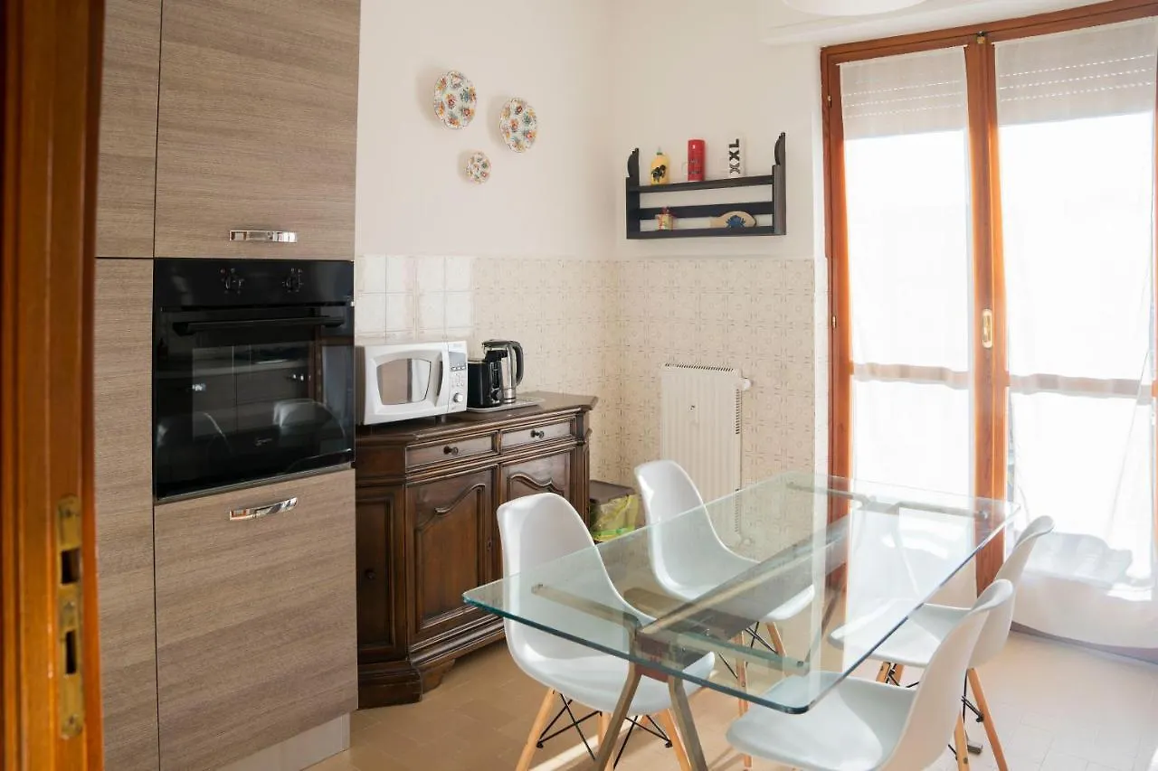 Casa Panorama: Seaview Retreat near Chiavari Center with Free Parking Apartment Italy
